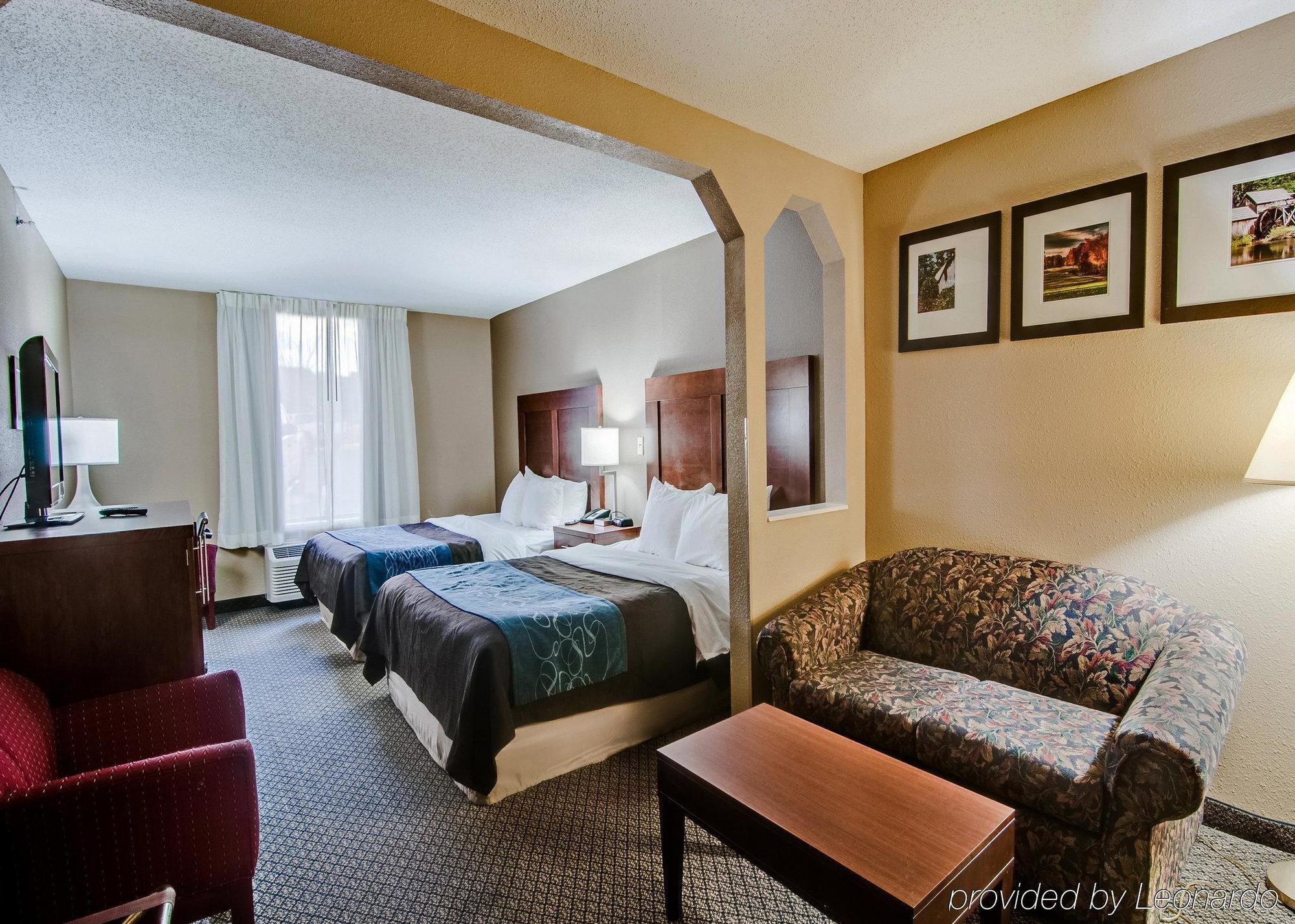 Comfort Inn & Suites Christiansburg I-81 Екстер'єр фото