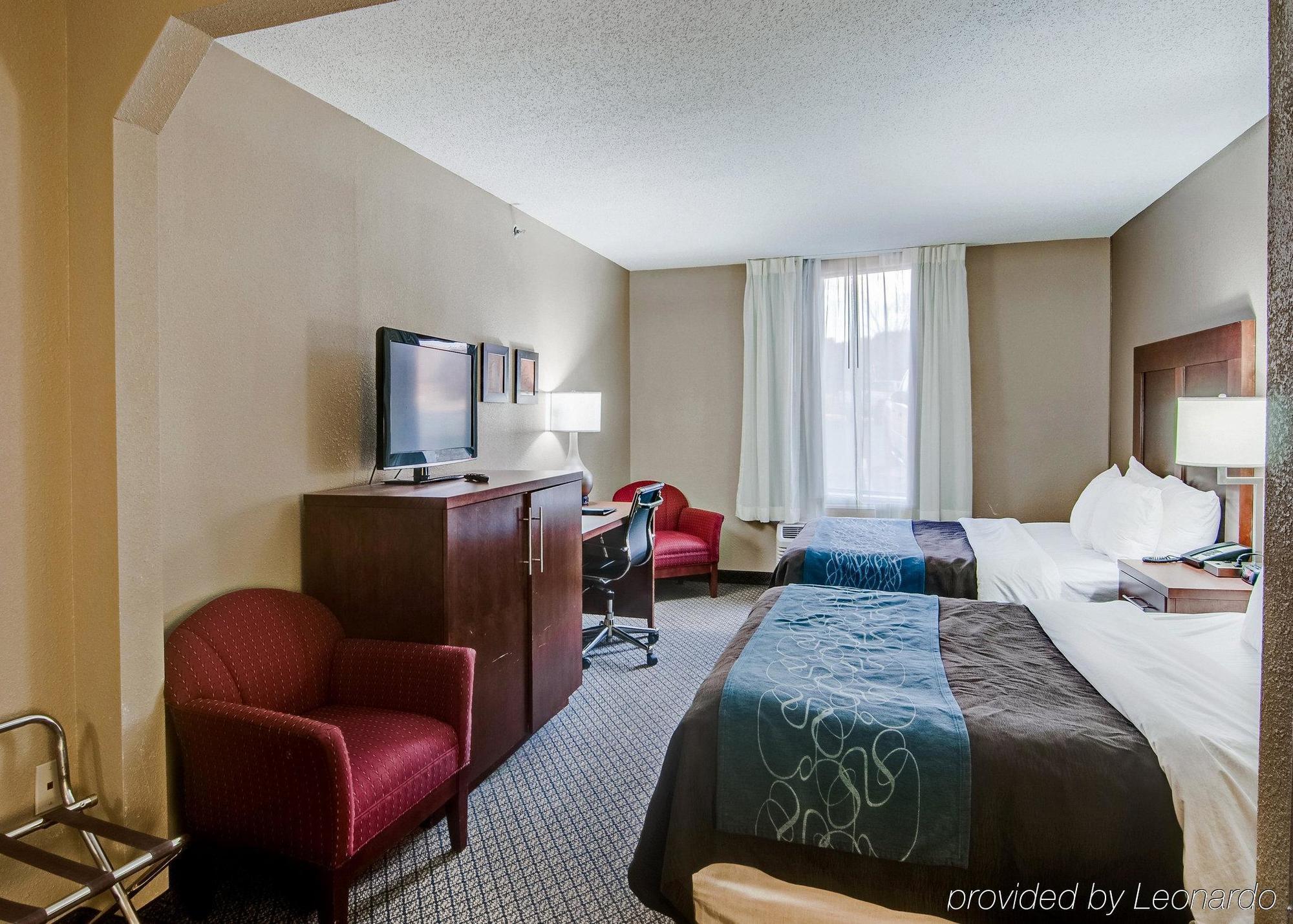 Comfort Inn & Suites Christiansburg I-81 Екстер'єр фото