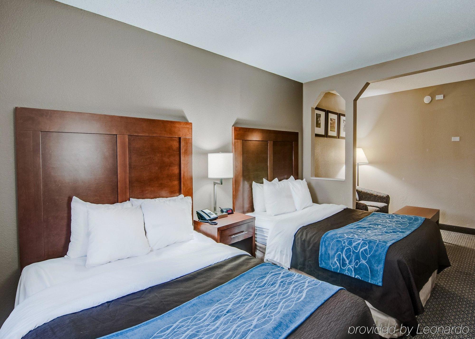 Comfort Inn & Suites Christiansburg I-81 Екстер'єр фото