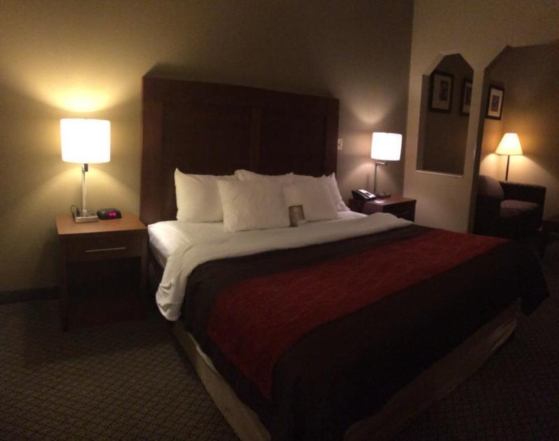 Comfort Inn & Suites Christiansburg I-81 Екстер'єр фото