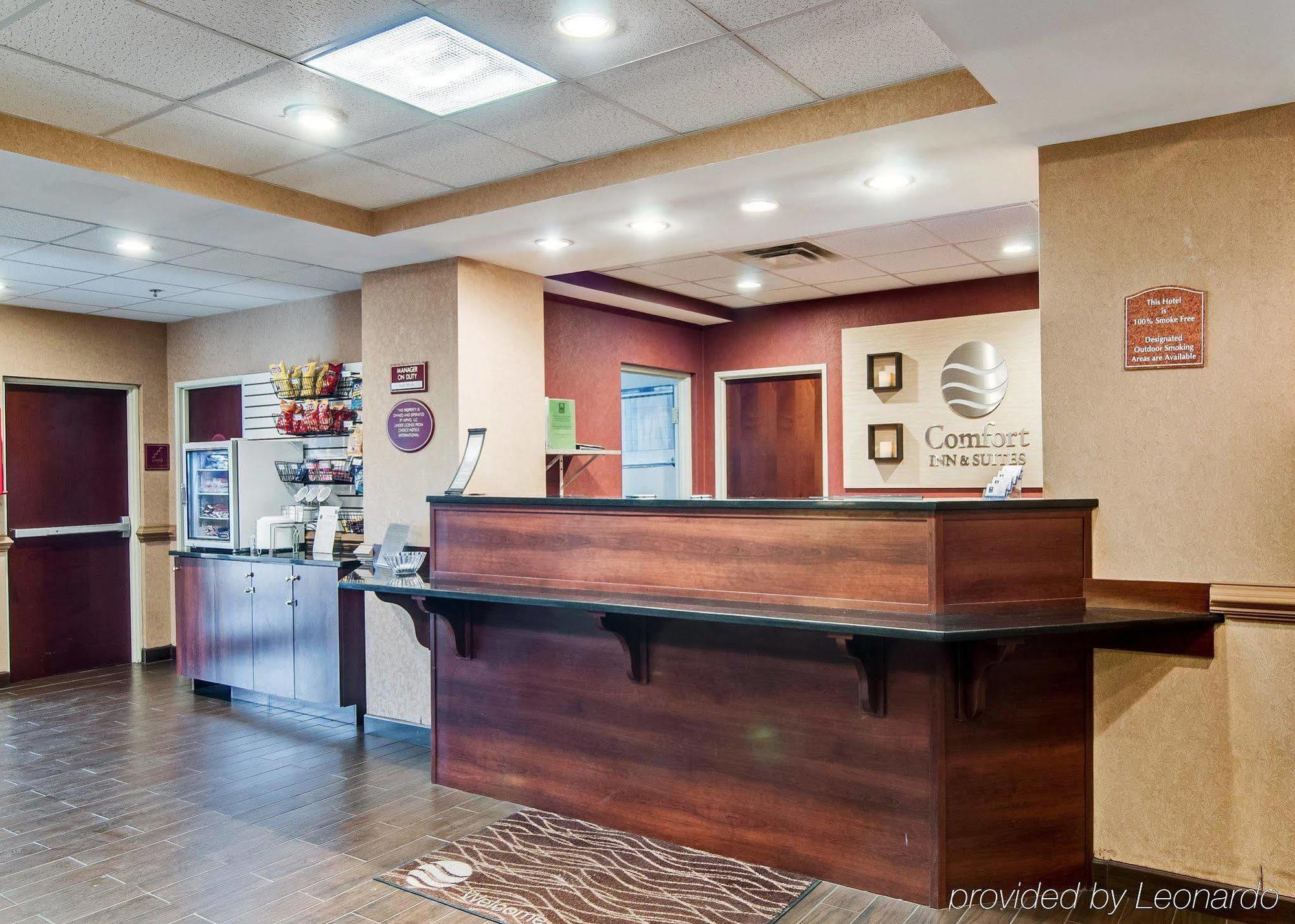 Comfort Inn & Suites Christiansburg I-81 Екстер'єр фото