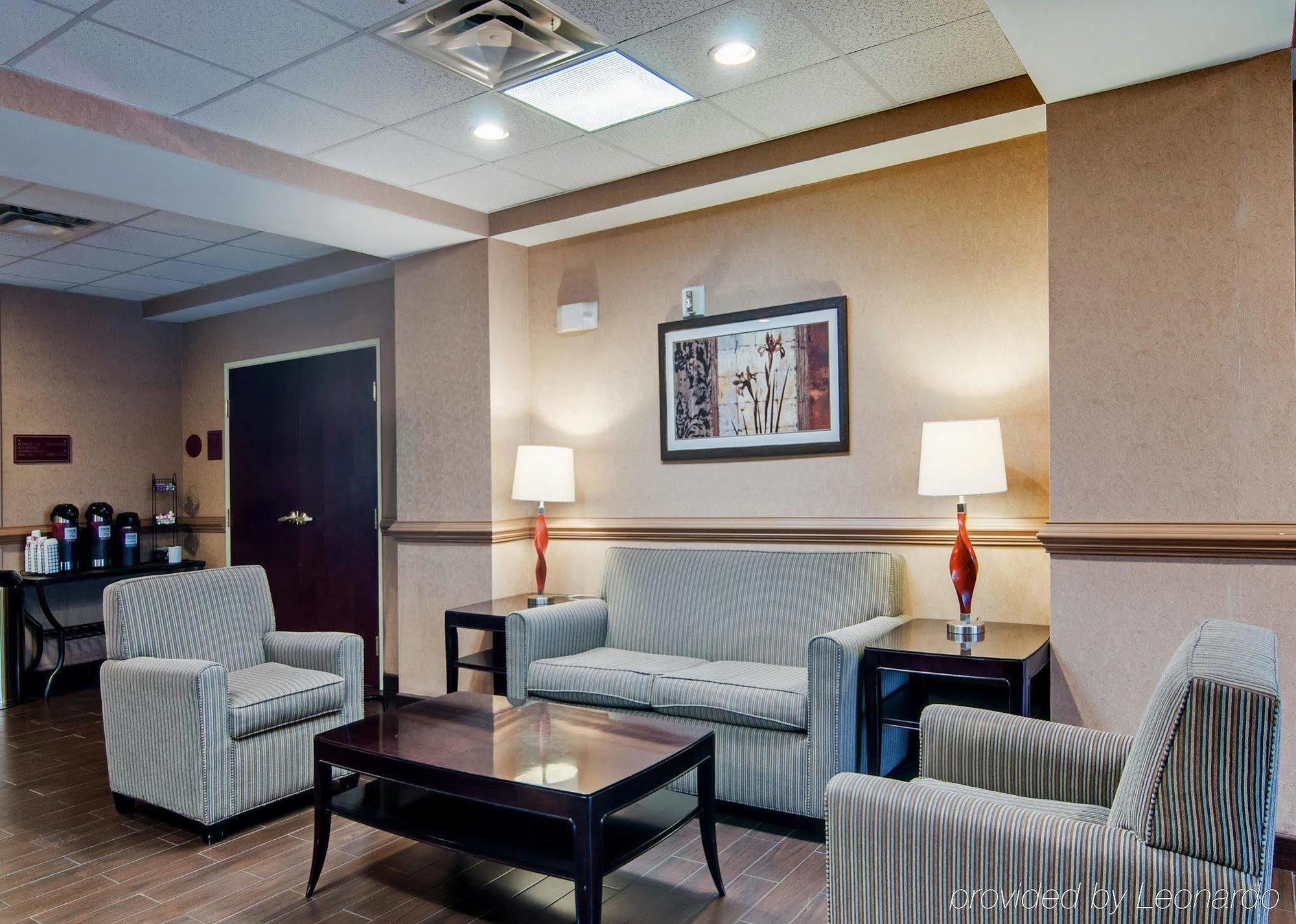 Comfort Inn & Suites Christiansburg I-81 Екстер'єр фото