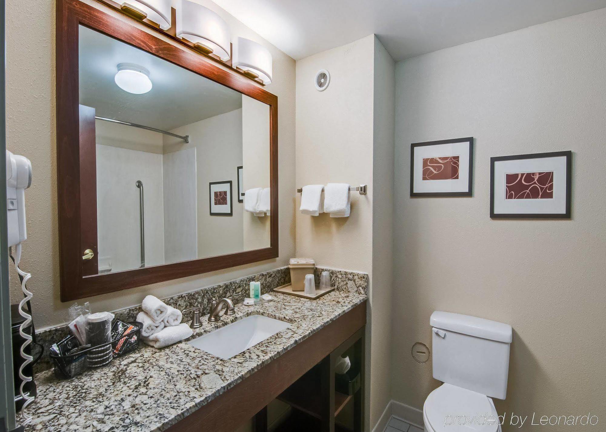 Comfort Inn & Suites Christiansburg I-81 Екстер'єр фото